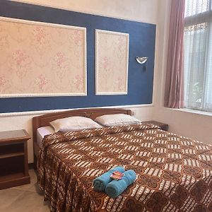 Hotel Limaran 1