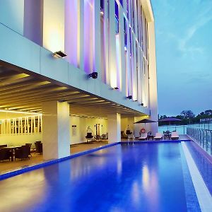 Golden Tulip Essential Makassar